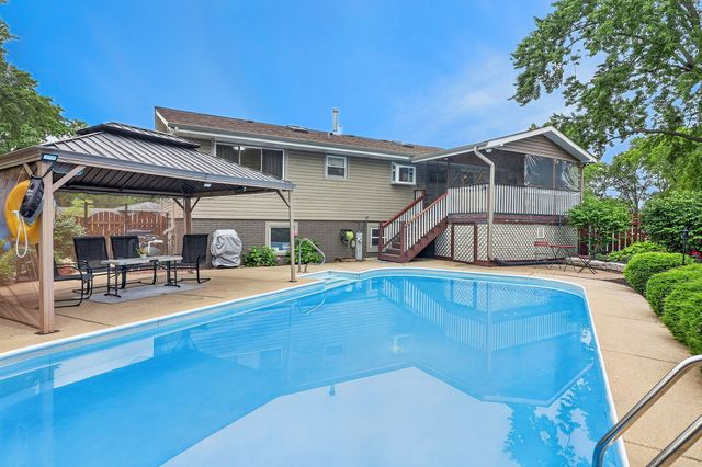 1514 Princeton Lane, Schaumburg, IL 60193