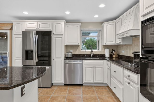 1514 Princeton Lane, Schaumburg, IL 60193