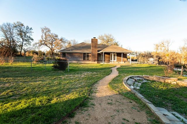 603 Oakwood DR, Buda, TX 78610