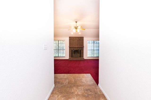 603 Oakwood DR, Buda, TX 78610