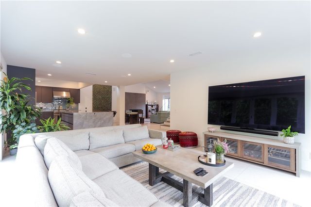 29012 Mira, Laguna Niguel, CA 92677