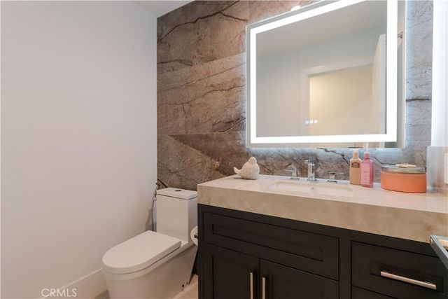29012 Mira, Laguna Niguel, CA 92677