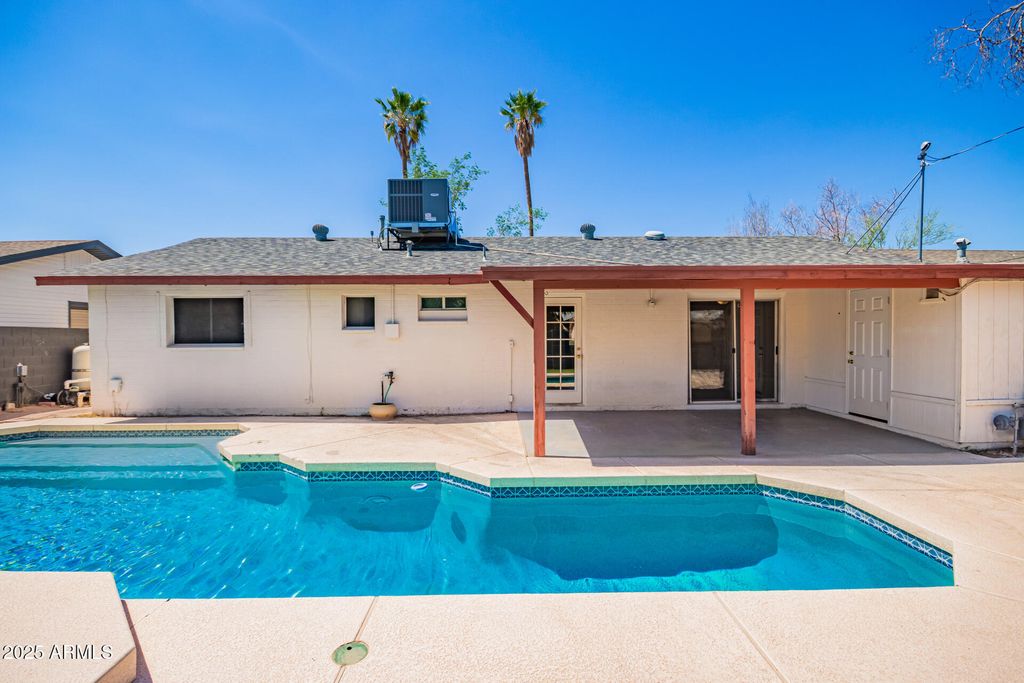 Image 31 of property listing at 1711 S HARDY Drive, Tempe, AZ 85281