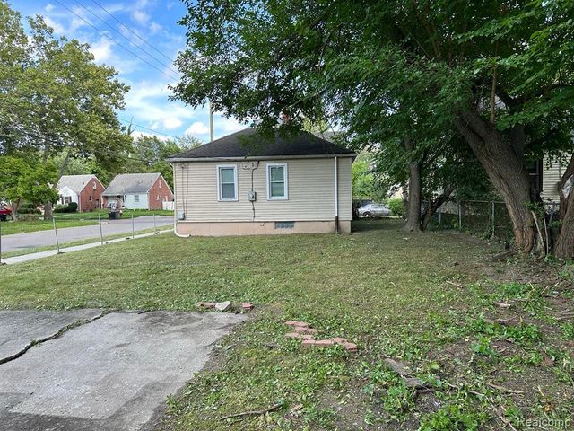 9277 Stout Street, Detroit, MI 48228