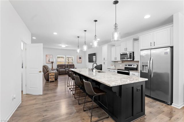 1380 Finwick Drive, Pfafftown, NC 27040