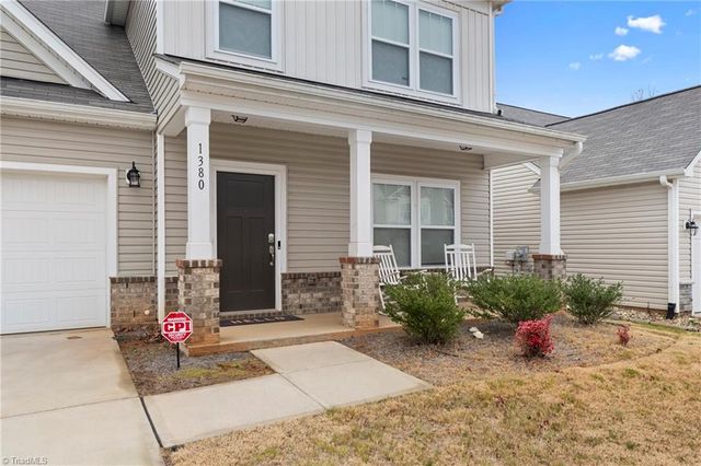 1380 Finwick Drive, Pfafftown, NC 27040