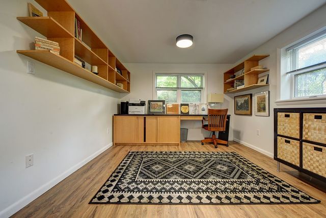 300 S Lang Avenue, Point Breeze, PA 15208