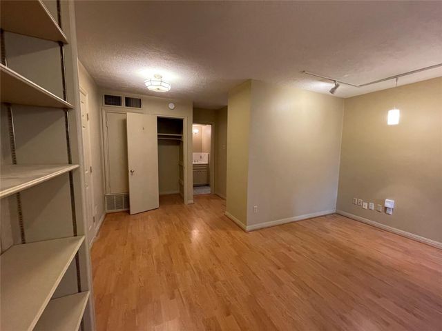 1324 Cortlandt Street 1, Houston, TX 77008
