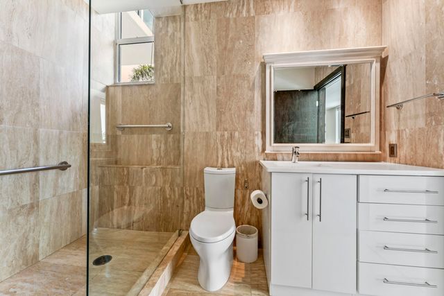 1617 N Flagler Drive, West Palm Beach, FL 33407