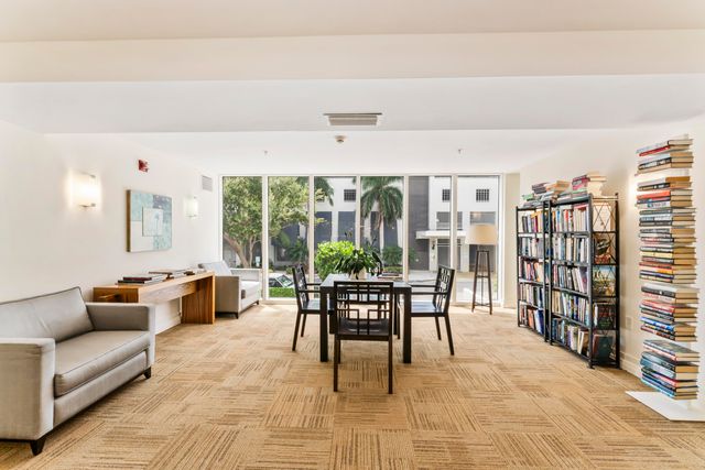 1617 N Flagler Drive, West Palm Beach, FL 33407