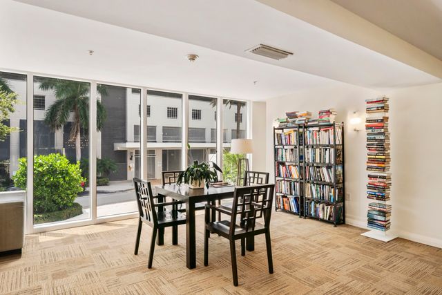 1617 N Flagler Drive, West Palm Beach, FL 33407