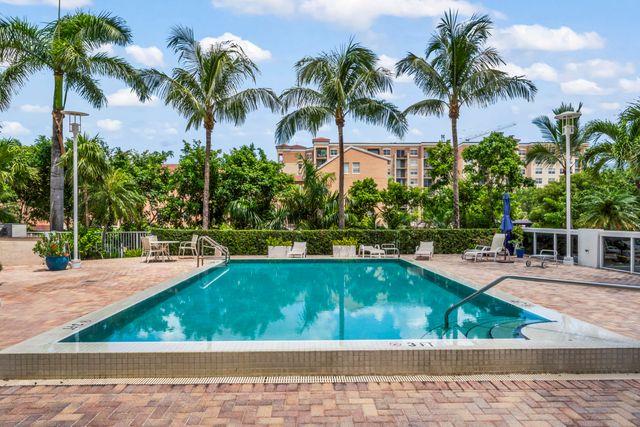 1617 N Flagler Drive, West Palm Beach, FL 33407