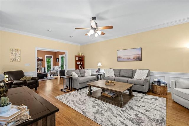 231 Trenton Lane, Canton, GA 30115