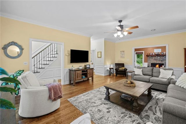 231 Trenton Lane, Canton, GA 30115