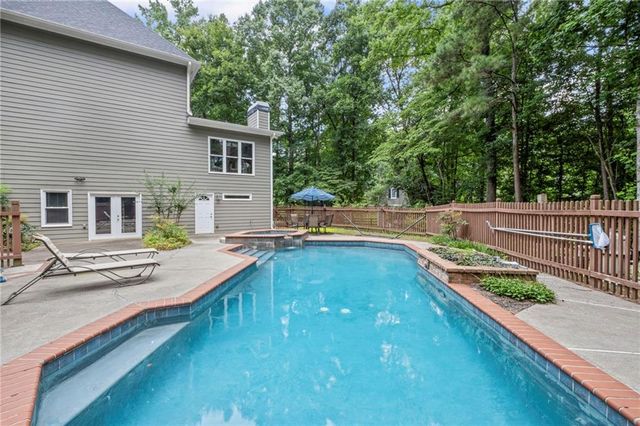 231 Trenton Lane, Canton, GA 30115