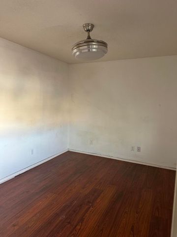 708 Avanti Street SW, Albuquerque, NM 87121