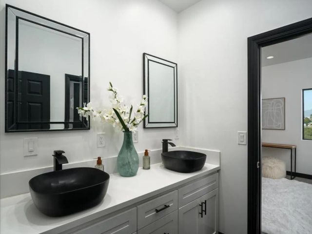 113 2nd Ave, Chula Vista, CA 91910