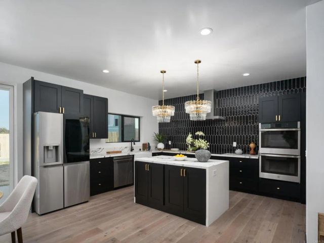 113 2nd Ave, Chula Vista, CA 91910