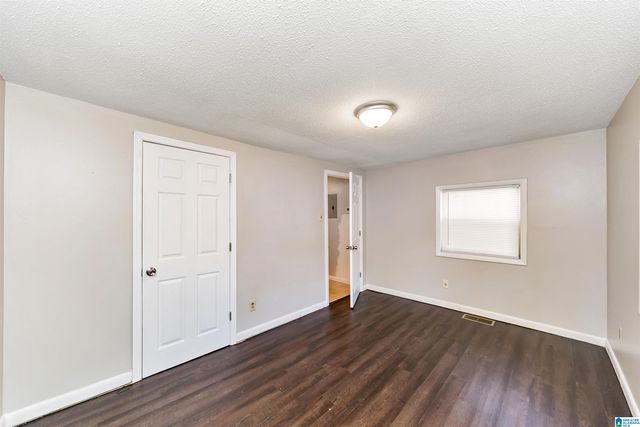 1935 BRACKETT LOOP ROAD, Birmingham, AL 35214