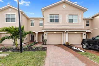 2827 Blossom WAY, Naples, FL 34120