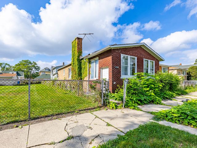 15740 Woodbridge Avenue, Harvey, IL 60426