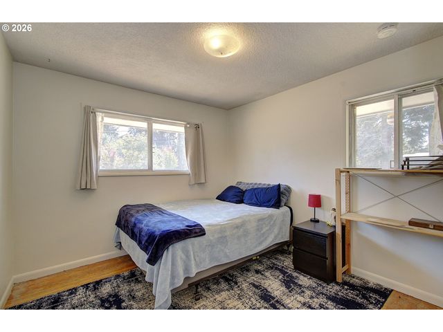 908 Nw 53RD St, Vancouver, WA 98663