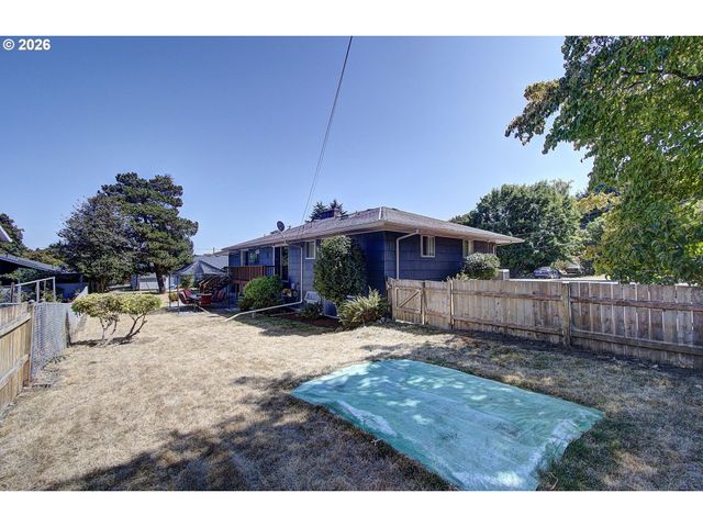 908 Nw 53RD St, Vancouver, WA 98663