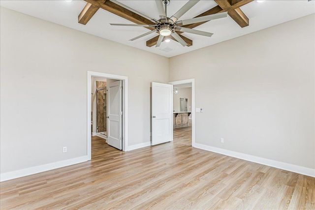 1630 E Appleton St., Valley Center, KS 67147