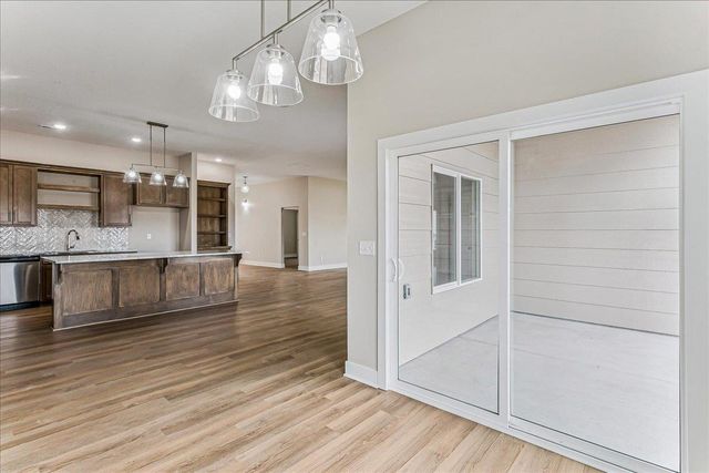 1630 E Appleton St., Valley Center, KS 67147