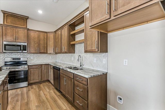 1630 E Appleton St., Valley Center, KS 67147