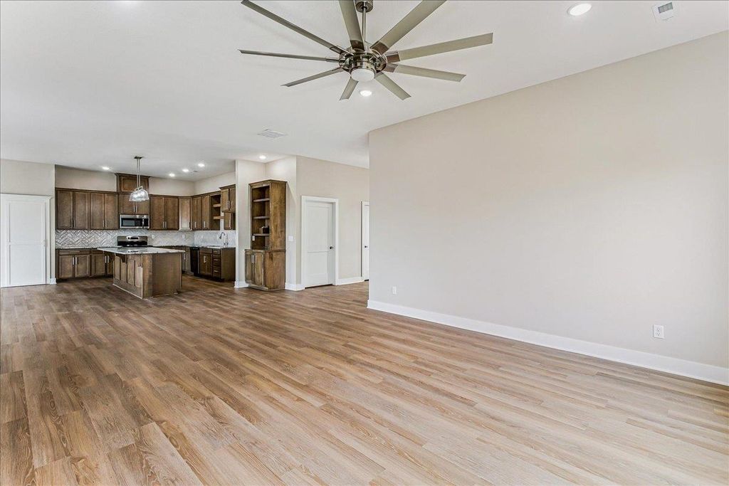 1630 E Appleton St.
