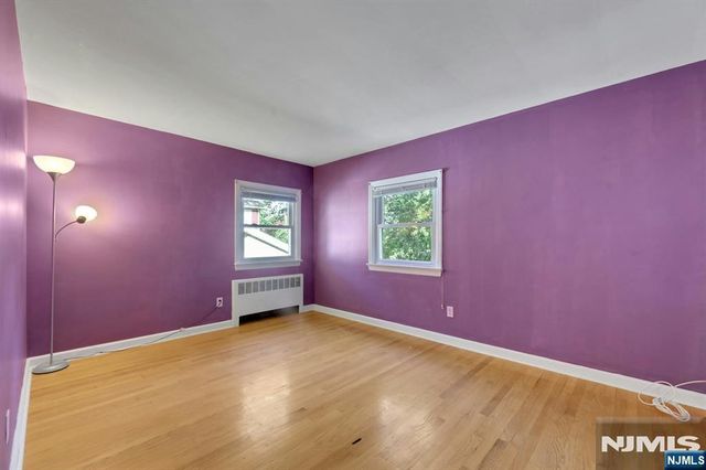 60 Linden Avenue, Dumont, NJ 07628