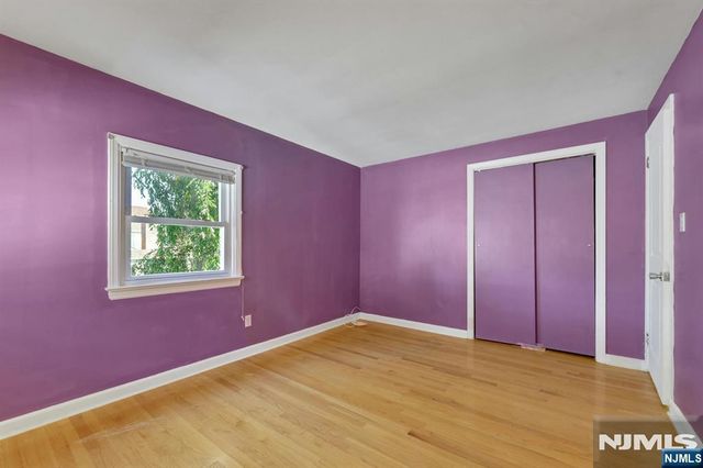 60 Linden Avenue, Dumont, NJ 07628