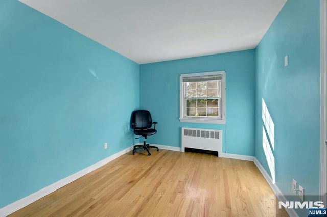 60 Linden Avenue, Dumont, NJ 07628