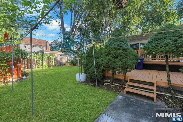 60 Linden Avenue, Dumont, NJ 07628