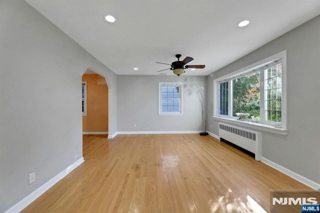 60 Linden Avenue, Dumont, NJ 07628