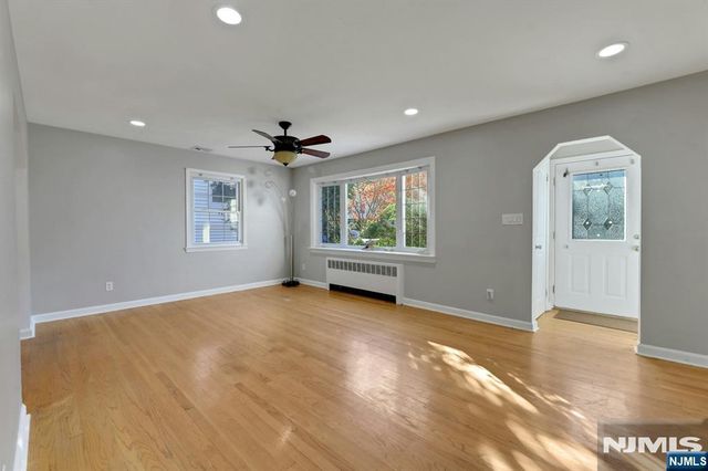 60 Linden Avenue, Dumont, NJ 07628