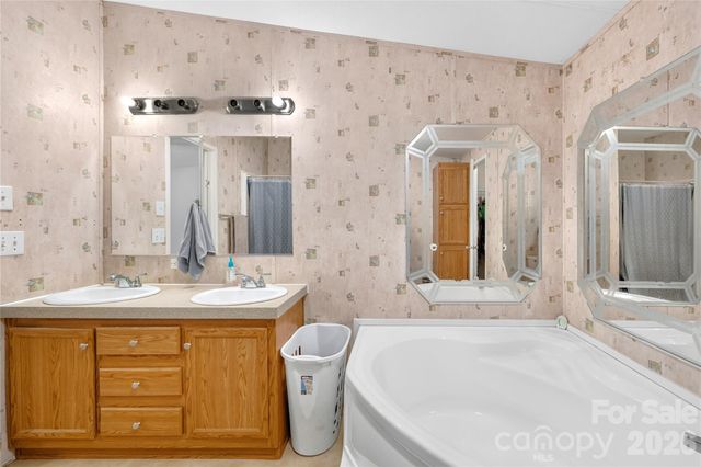 506 Salem Church Road, Maiden, NC 28650