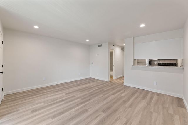 3819 Southway DR 208, Austin, TX 78704