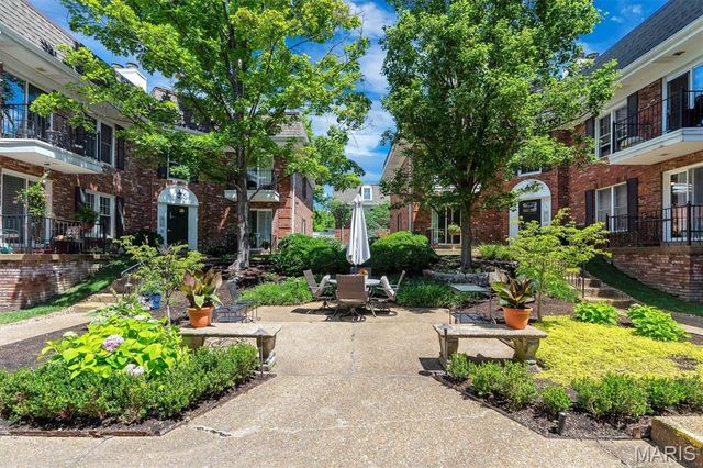 115 E Bodley Avenue A3, Kirkwood, MO 63122