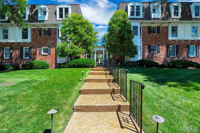 115 E Bodley Avenue A3, Kirkwood, MO 63122