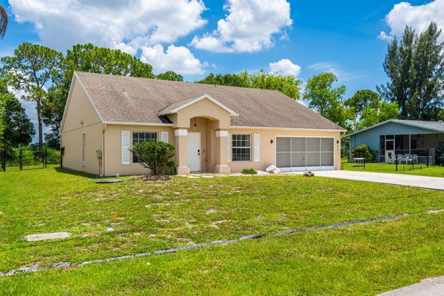 516 SE Crosspoint Drive, Port St. Lucie, Port St Lucie, FL 34983