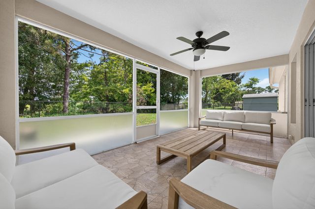 516 SE Crosspoint Drive, Port St. Lucie, Port St Lucie, FL 34983