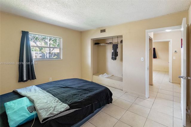 1440 NW 20th Street unit B, Fort Lauderdale, FL 33311