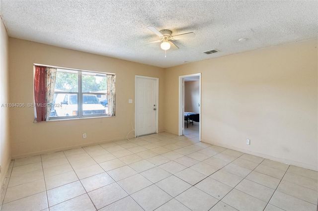 1440 NW 20th Street unit B, Fort Lauderdale, FL 33311