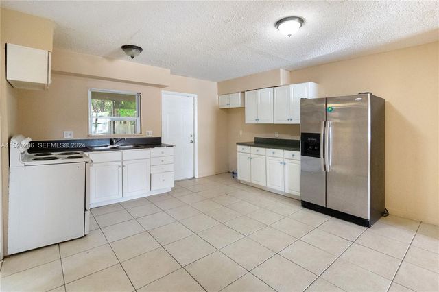 1440 NW 20th Street unit B, Fort Lauderdale, FL 33311
