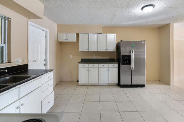 1440 NW 20th Street unit B, Fort Lauderdale, FL 33311