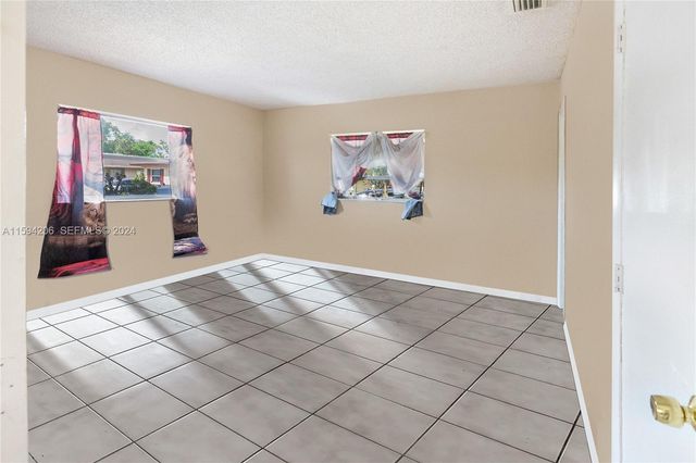 1440 NW 20th Street unit B, Fort Lauderdale, FL 33311