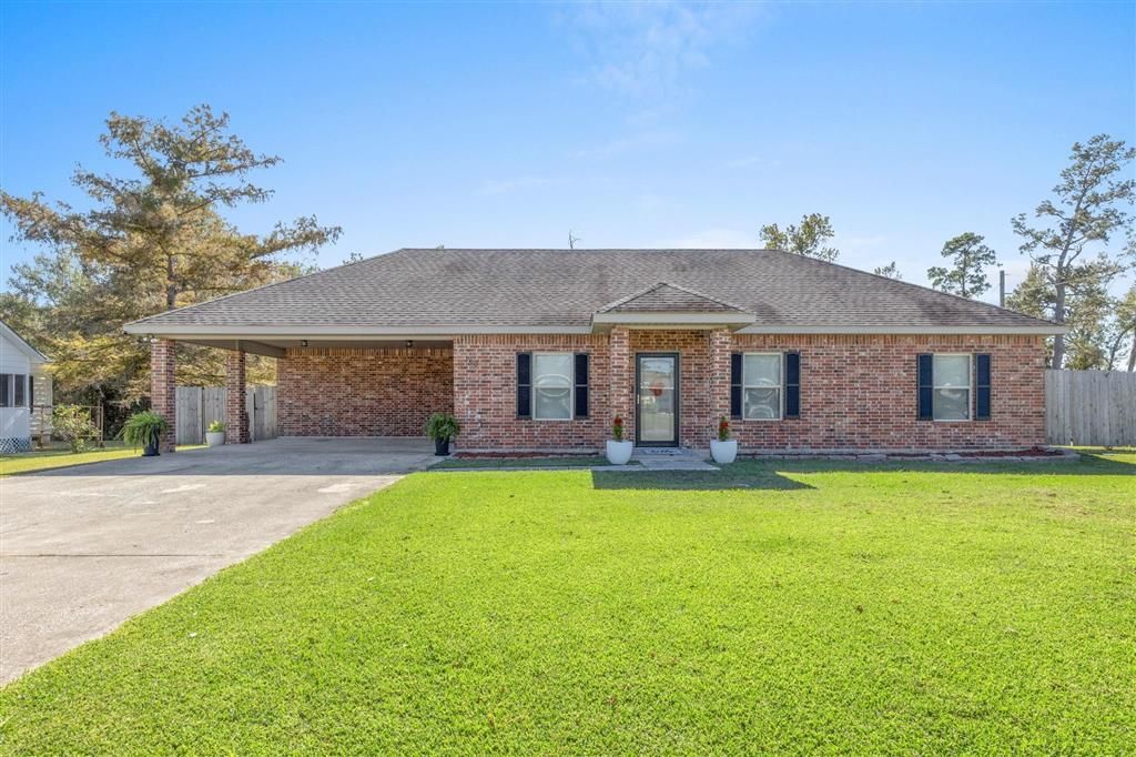 983 Green Road, Lake Charles, LA 70611