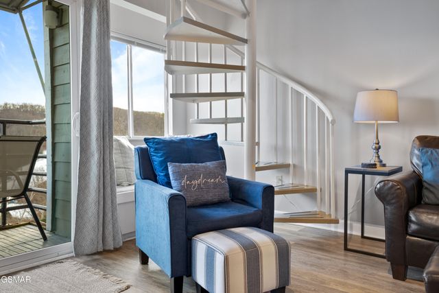 1260 Ski View Drive, Gatlinburg, TN 37738
